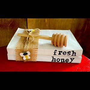 Farmhouse Decor Books